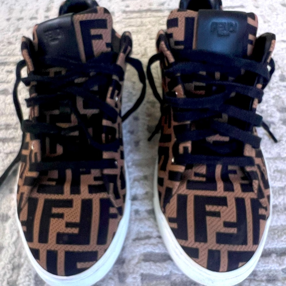 Fendi FF logo sneaker